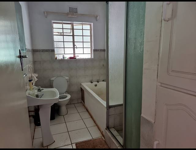 5 BEDROOM HOUSE SOLD IN MERRIVALE